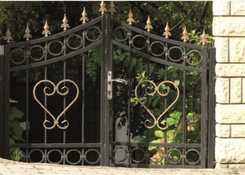 Modern Çizgilerle Lazer Kesim Kapı ve Korkuluk Sistemleri